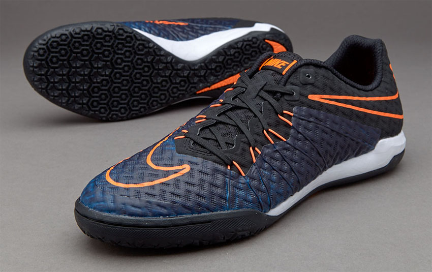 Атакующие футзалки нового поколения Nike HypervenomX Finale II